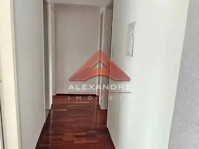 Apartamento com 10m² 3 quartos e 2 banheiros, para alugar, no bairro Jardim São Dimas em São José Dos Campos
