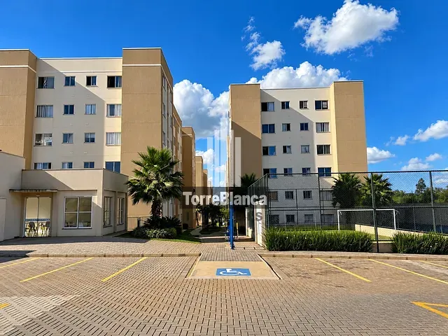 Apartamento 2 quartos e 1 banheiro, para alugar, no bairro Uvaranas em Ponta Grossa