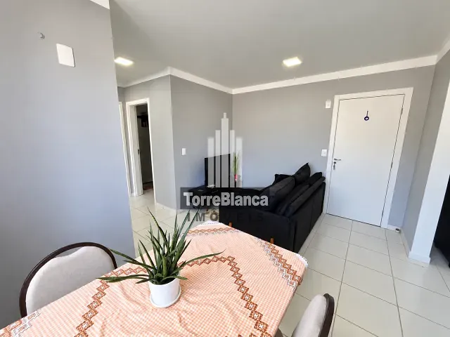 Apartamento 2 quartos e 1 banheiro, para alugar, no bairro Uvaranas em Ponta Grossa
