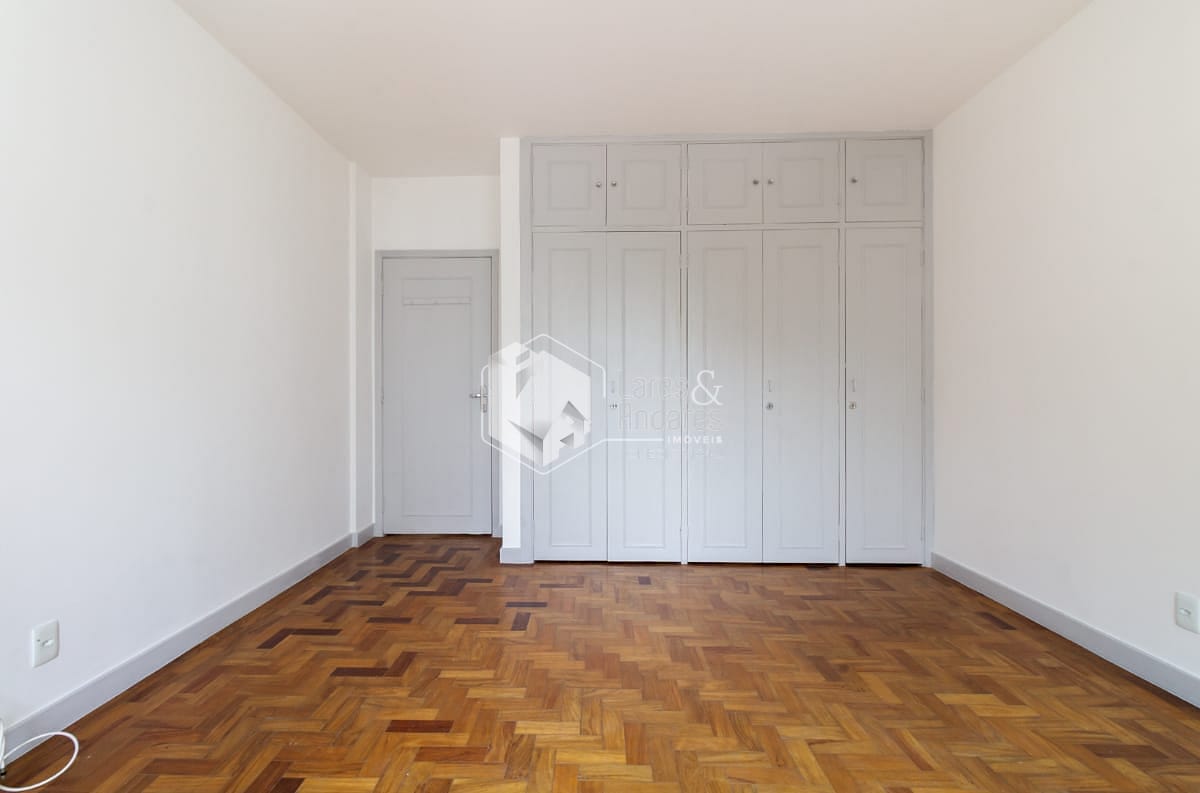Apartamento à venda com 3 quartos, 171m² - Foto 13