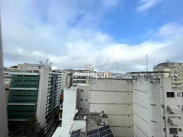 Apartamento 1 quarto e 2 banheiros, para alugar, no bairro Icaraí em Niterói