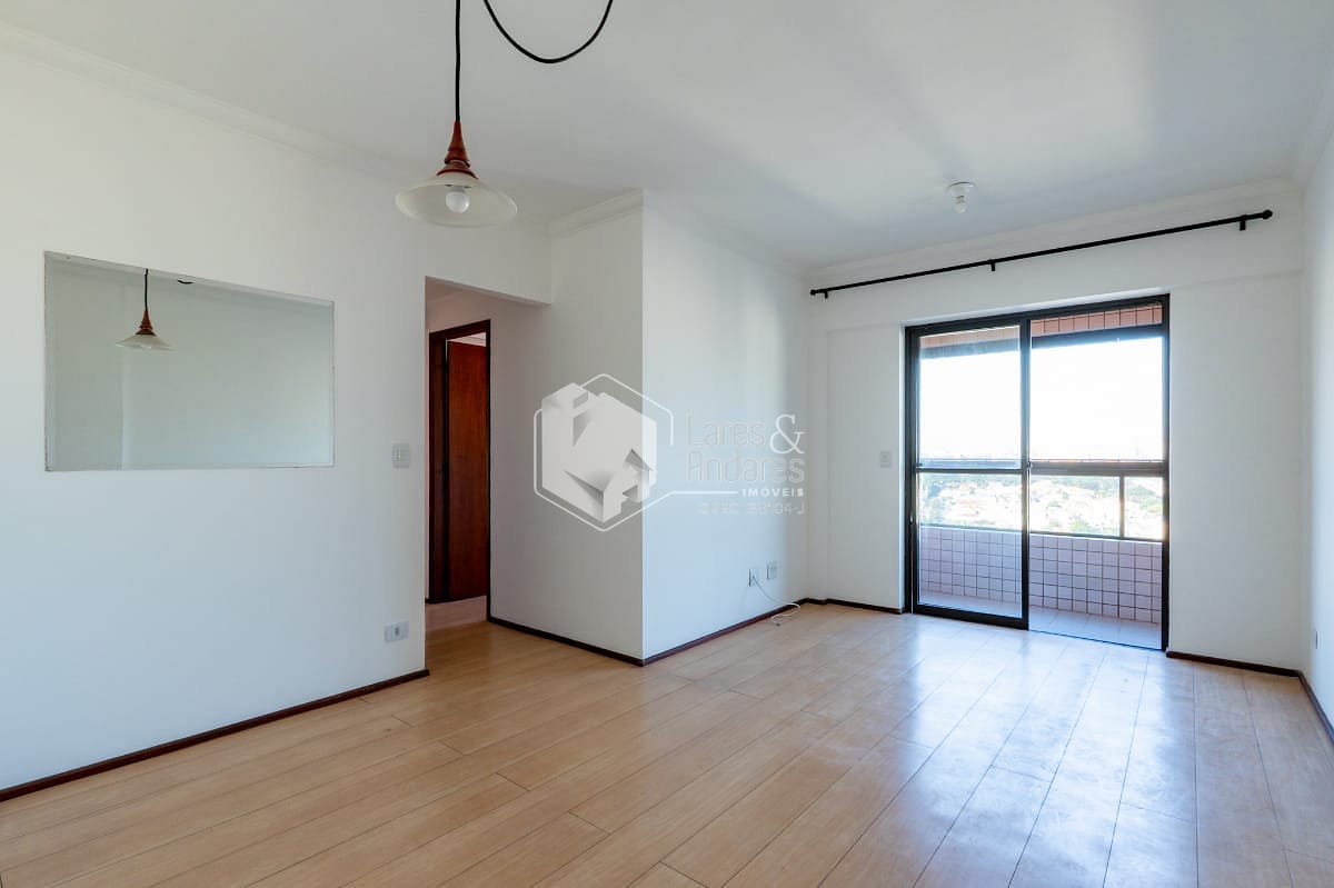 Apartamento à venda com 3 quartos, 74m² - Foto 1