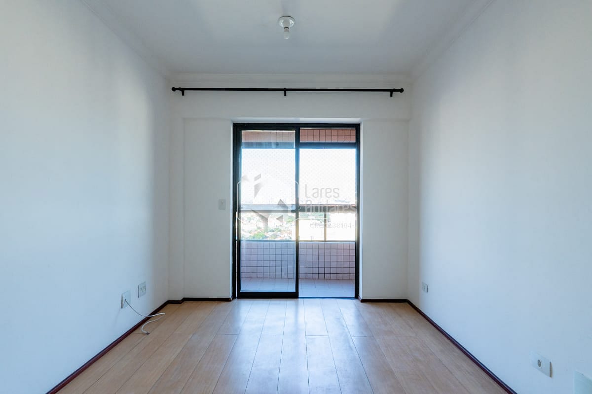 Apartamento à venda com 3 quartos, 74m² - Foto 4