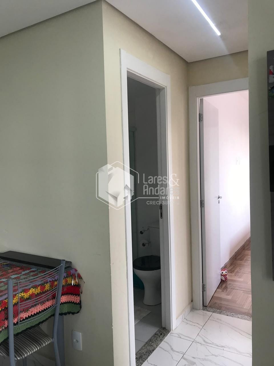 Apartamento à venda com 2 quartos, 40m² - Foto 11
