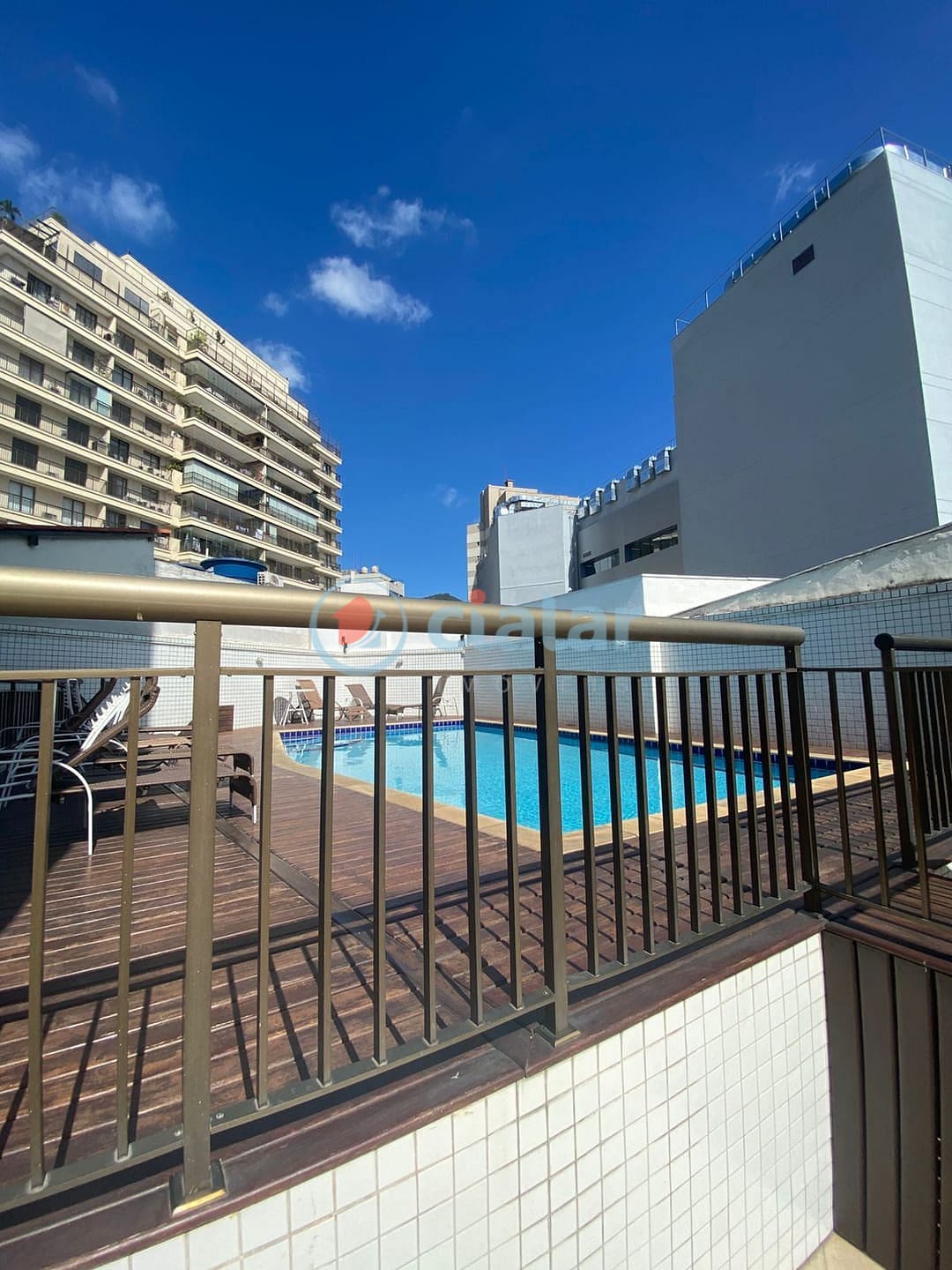 Apartamento para alugar com 3 quartos, 115m² - Foto 4