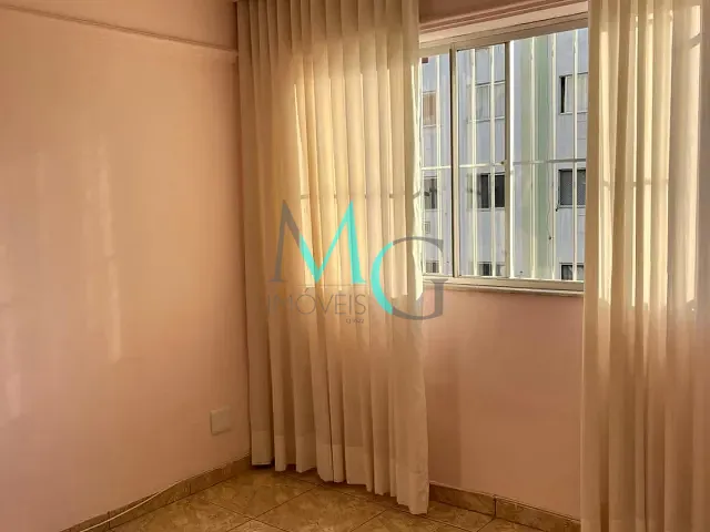 Apartamento 2 quartos e 1 banheiro, à venda, no bairro Campo Grande em Rio de Janeiro