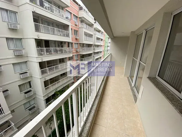Apartamento 2 quartos e 1 banheiro, à venda, no bairro Taquara em Rio de Janeiro