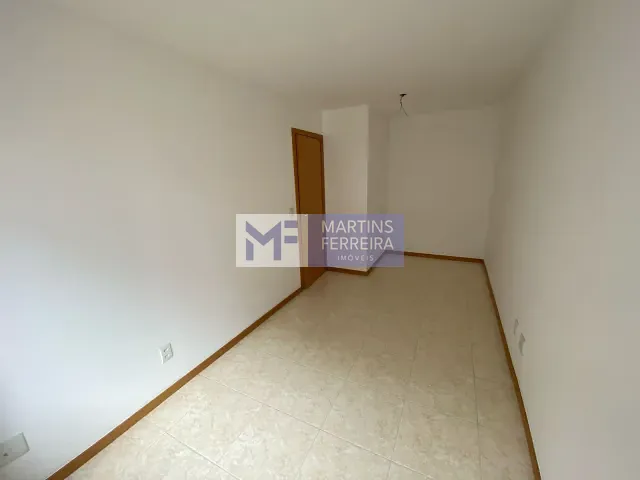 Apartamento 2 quartos e 1 banheiro, à venda, no bairro Taquara em Rio de Janeiro