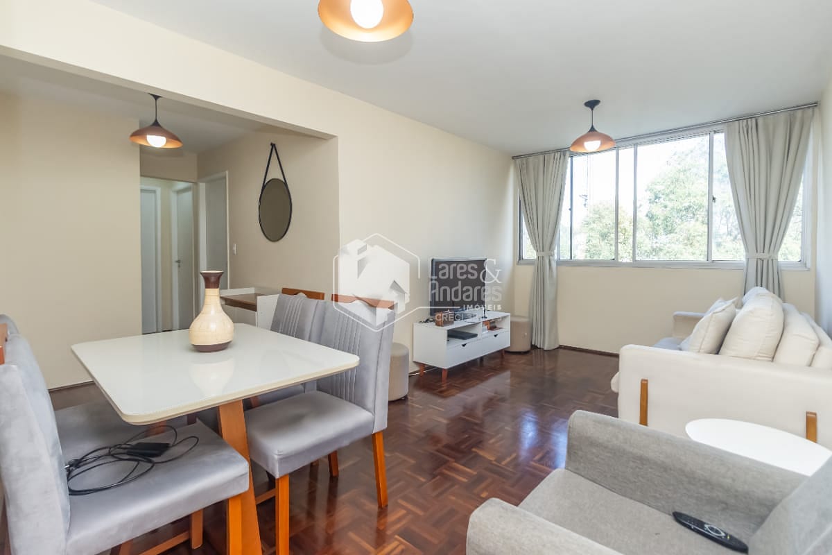 Apartamento à venda com 2 quartos, 68m² - Foto 1