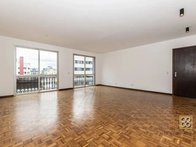 Apartamento 3 quartos e 1 banheiro, à venda, no bairro Ahú em Curitiba