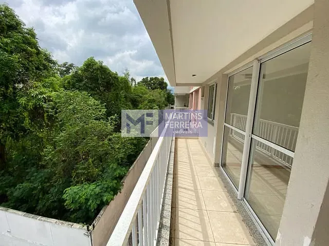 Apartamento 2 quartos e 1 banheiro, à venda, no bairro Taquara em Rio de Janeiro