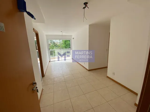 Apartamento 2 quartos e 1 banheiro, à venda, no bairro Taquara em Rio de Janeiro