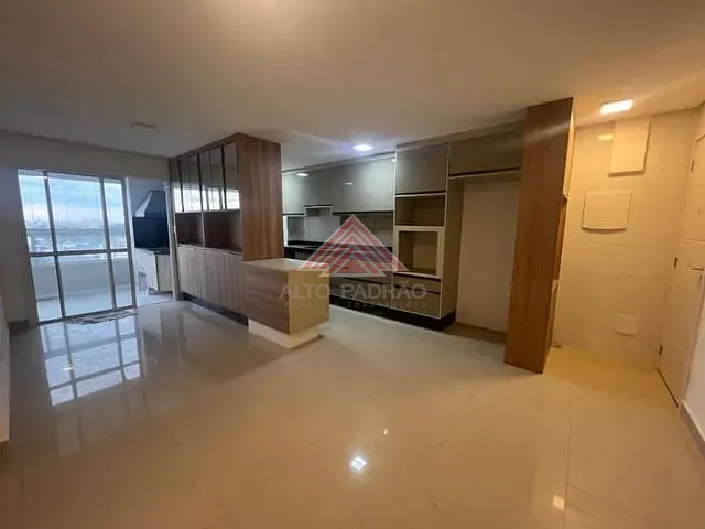Apartamento com 77m² 3 quartos e 1 banheiro, à venda, no bairro Vila Bocaina em Mauá