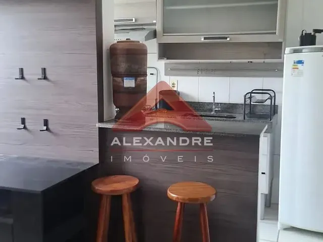 Apartamento com 10m² 2 quartos e 1 banheiro, para alugar, no bairro Vila Tesouro em São José Dos Campos