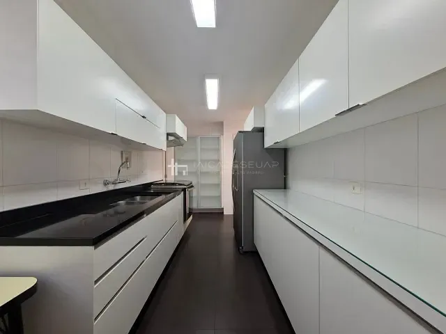 Apartamento 2 quartos e 4 banheiros, à venda, no bairro Moema em São Paulo