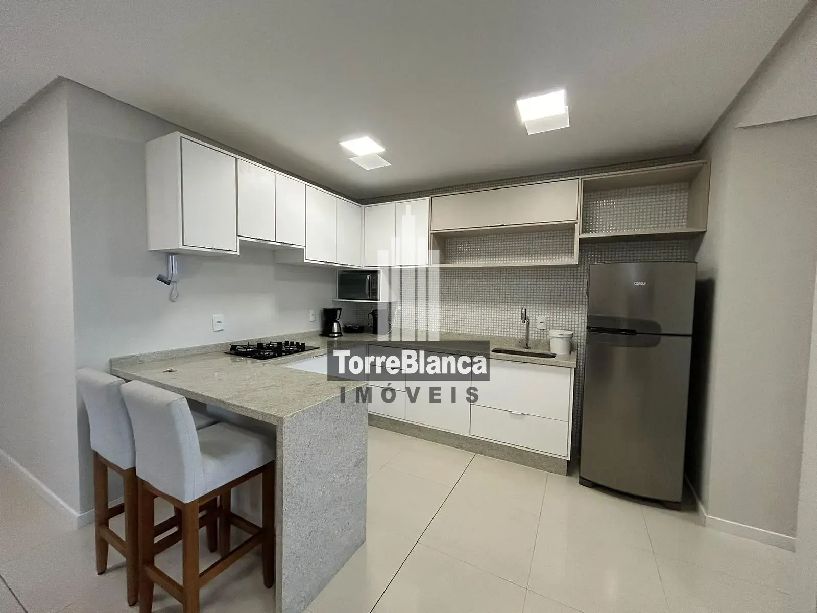Apartamento, 3 quartos, 192 m² - Foto 1