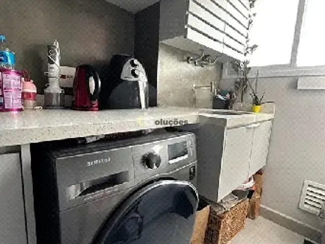 Apartamento 2 quartos e 2 banheiros, à venda, no bairro Vila Ipojuca em São Paulo