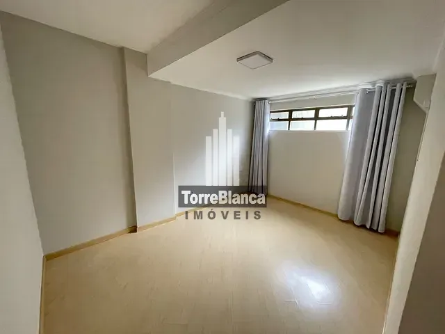 Apartamento 2 quartos e 3 banheiros, para alugar, no bairro Centro em Ponta Grossa