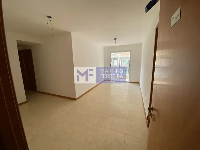 Apartamento 2 quartos e 2 banheiros, à venda, no bairro Taquara em Rio de Janeiro