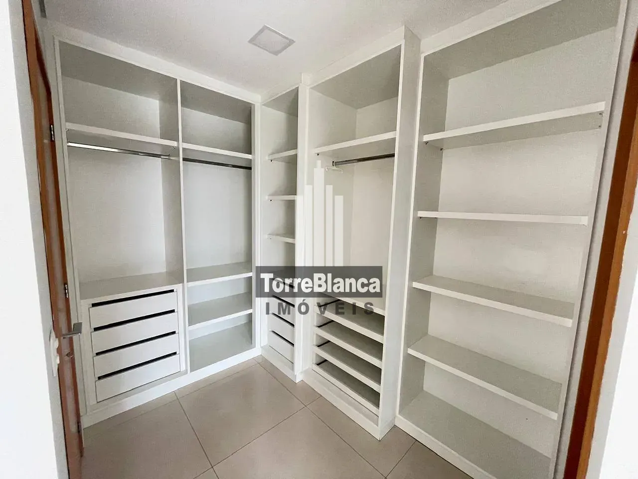 Apartamento, 3 quartos, 207 m² - Foto 11