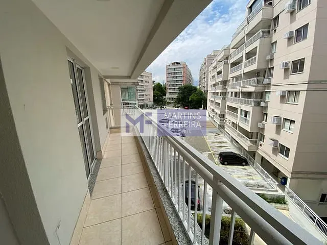 Apartamento 2 quartos e 2 banheiros, à venda, no bairro Taquara em Rio de Janeiro