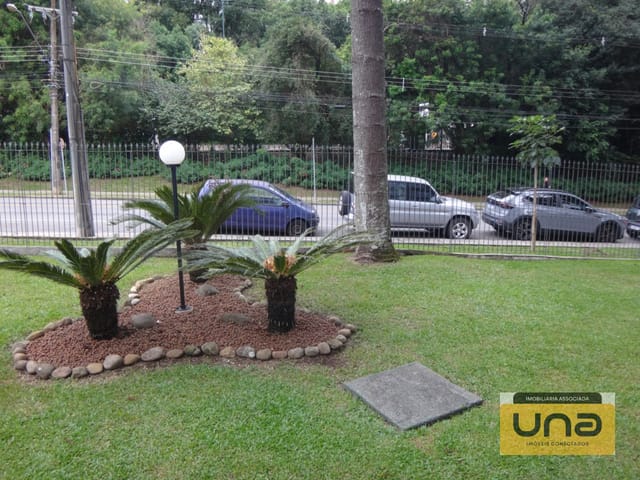 Apartamento 2 quartos e 1 banheiro, para alugar, no bairro AHU em Curitiba