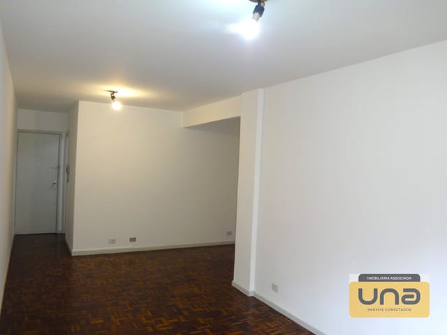 Apartamento 2 quartos e 1 banheiro, para alugar, no bairro AHU em Curitiba