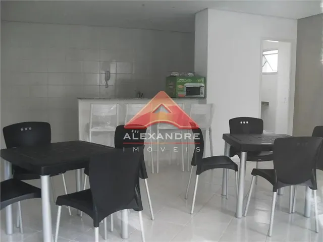 Apartamento com 10m² 2 quartos e 1 banheiro, à venda, no bairro Monte Castelo em São José Dos Campos