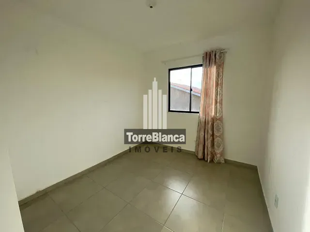 Casa 2 quartos e 1 banheiro, para alugar, no bairro Colônia Dona Luíza em Ponta Grossa