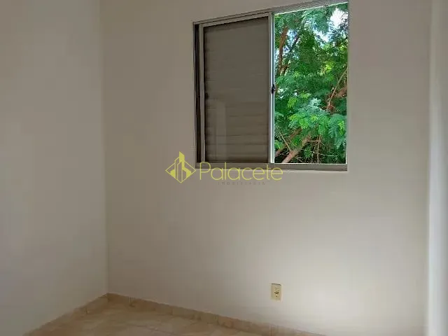 Apartamento 2 quartos e 1 banheiro, à venda, no bairro Jardim Gurilândia em Taubaté