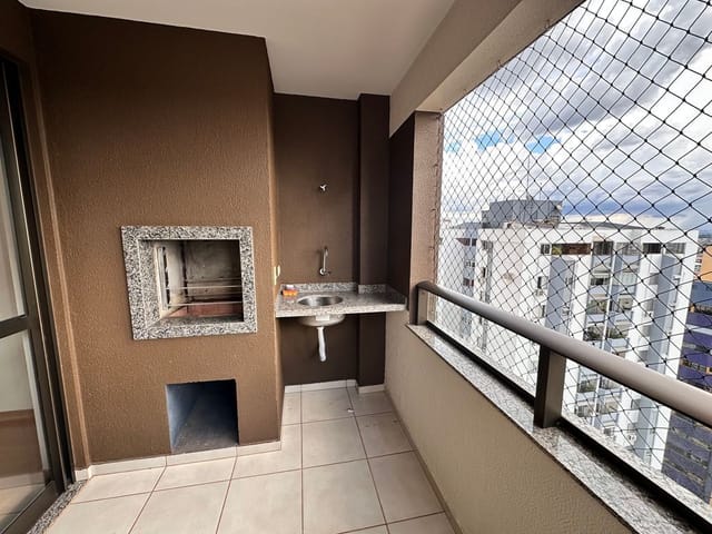 Apartamento com 115m² 3 quartos e 2 banheiros, para alugar, no bairro Centro em Londrina