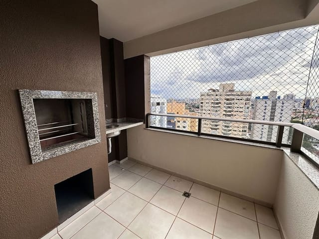 Apartamento com 115m² 3 quartos e 2 banheiros, para alugar, no bairro Centro em Londrina