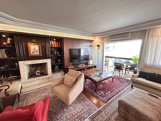 Foto do Apartamento - Apartamento tipo para venda em Jardim Paulista com 3 quartos, sendo 2 suítes, 200m² | Lares e Andares Imóveis