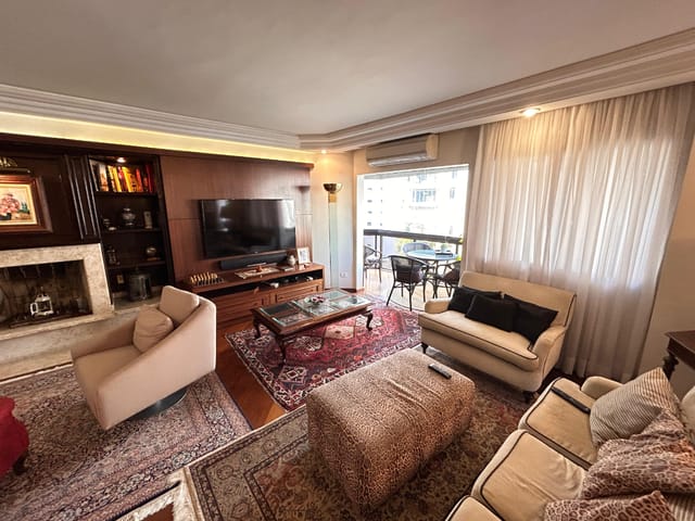 Foto do Apartamento - Apartamento tipo para venda em Jardim Paulista com 3 quartos, sendo 2 suítes, 200m² | Lares e Andares Imóveis