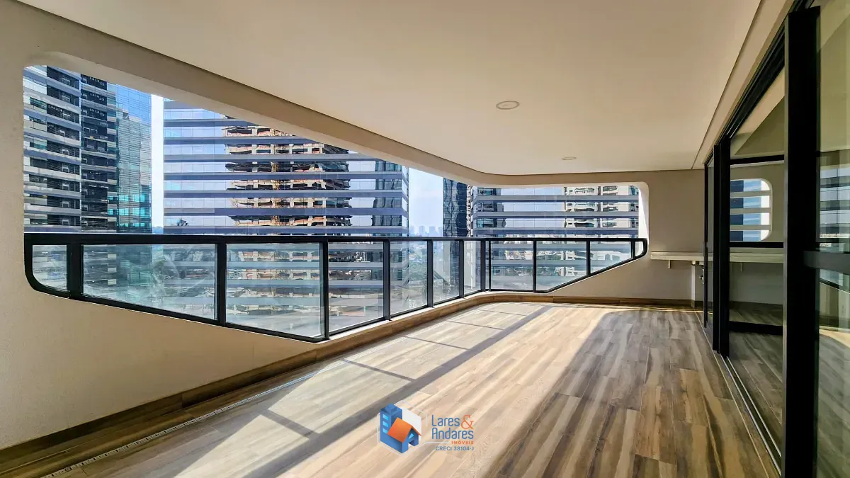 Apartamento, 3 quartos, 162 m² - Foto 1