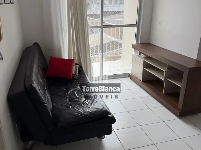 Apartamento 3 quartos e 1 banheiro, para alugar, no bairro Uvaranas em Ponta Grossa