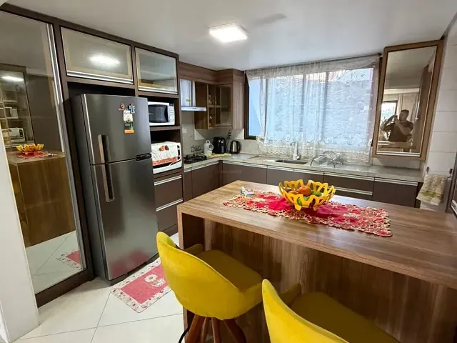 Apartamento 3 quartos e 2 banheiros, à venda, no bairro Sanvitto em Caxias do Sul