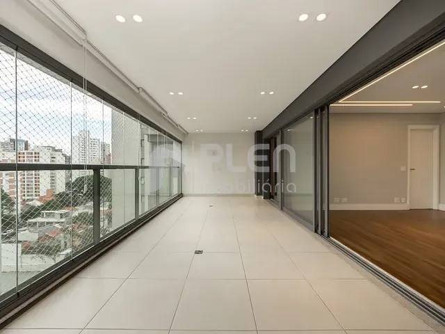 Apartamento 4 quartos e 3 banheiros, à venda, no bairro Pinheiros em São Paulo