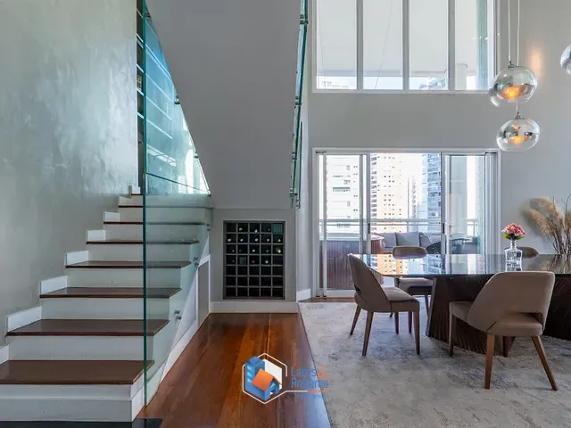 Apartamento com 210m² 2 quartos e 2 banheiros, à venda, no bairro Jardim Fonte do Morumbi em São Paulo