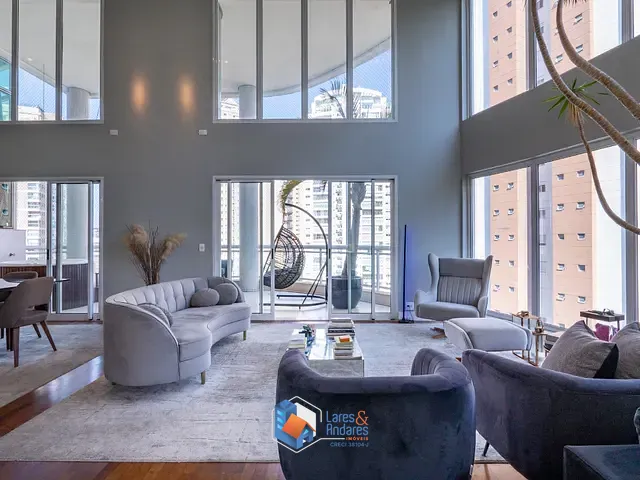 Apartamento com 210m² 2 quartos e 2 banheiros, à venda, no bairro Jardim Fonte do Morumbi em São Paulo