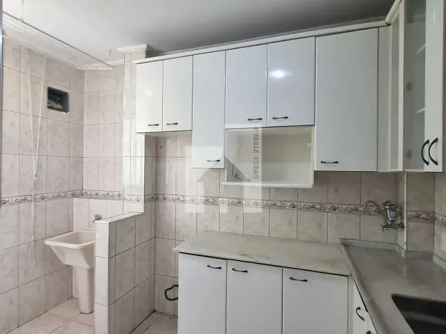 Apartamento com 56m² 2 quartos e 1 banheiro, para alugar, no bairro Jardim Santa Teresa em Jundiaí