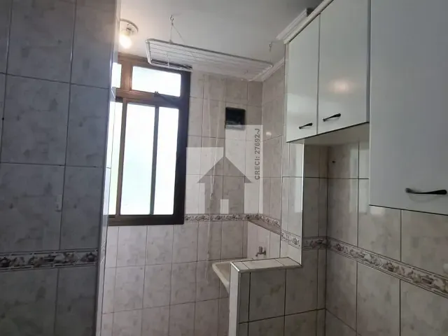 Apartamento com 56m² 2 quartos e 1 banheiro, para alugar, no bairro Jardim Santa Teresa em Jundiaí