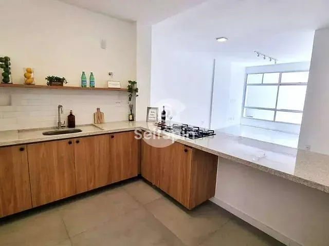 Apartamento 3 quartos e 2 banheiros, para alugar, no bairro Icaraí em Niterói
