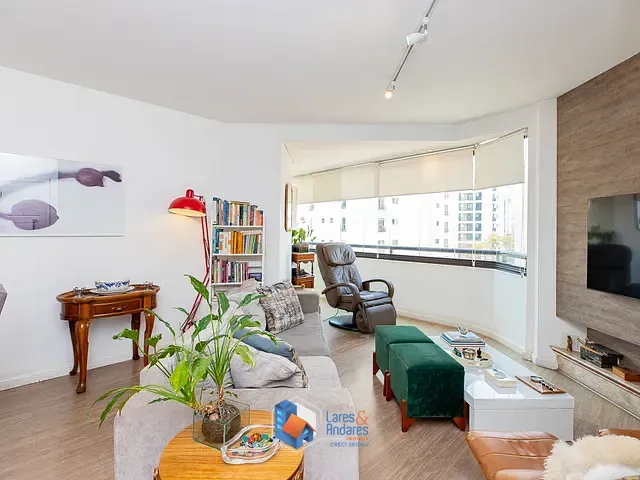 Apartamento com 125m² 3 quartos e 4 banheiros, à venda, no bairro Moema em São Paulo