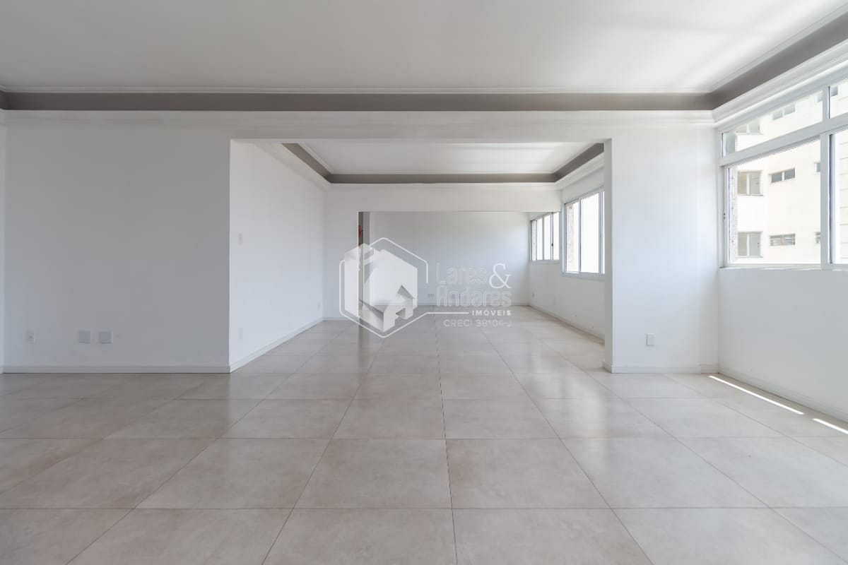 Apartamento, 3 quartos, 218 m² - Foto 2