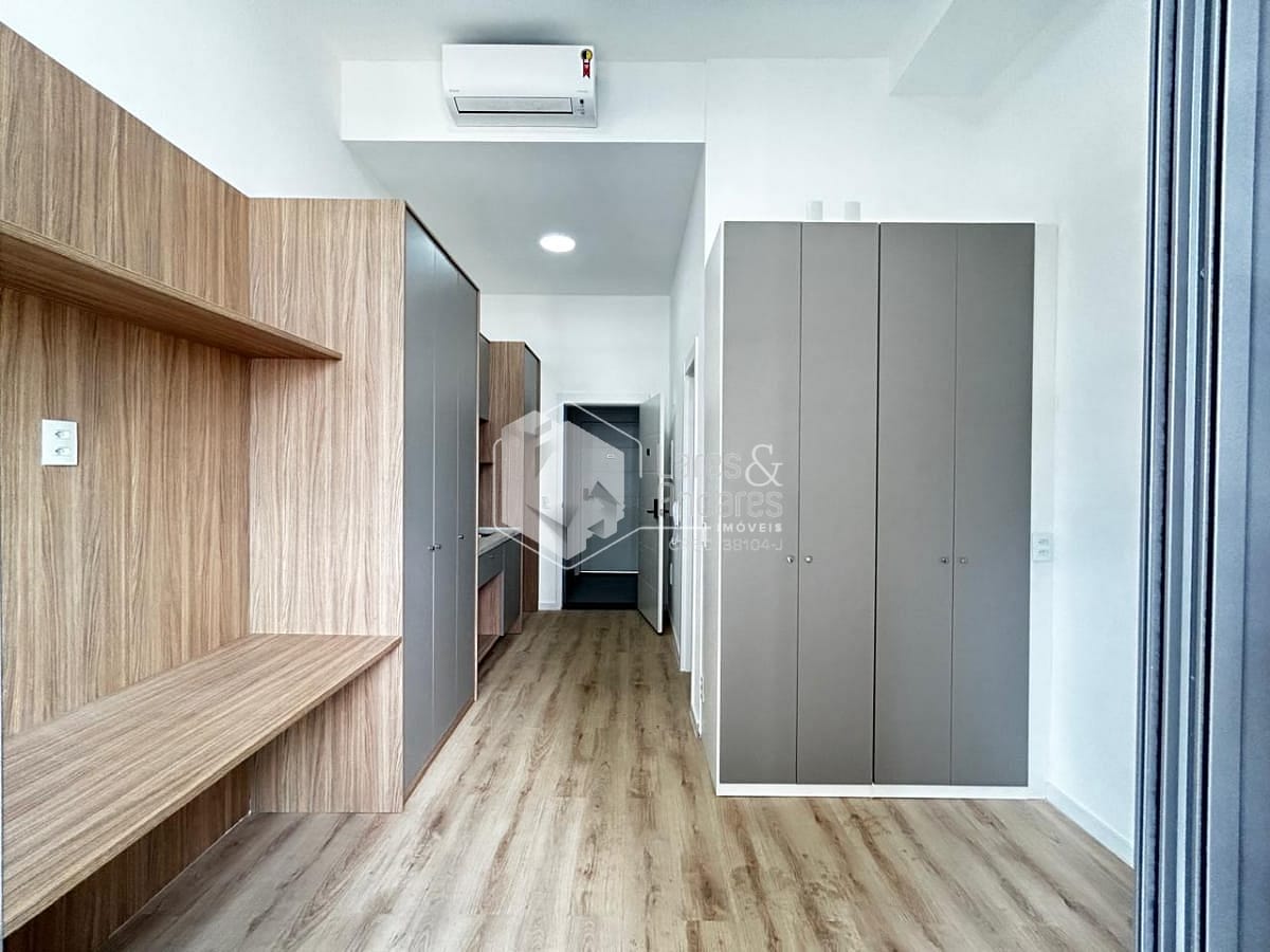 Apartamento à venda com 1 quarto, 25m² - Foto 2