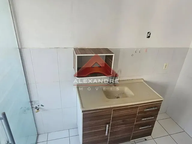 Apartamento com 10m² 2 quartos e 1 banheiro, para alugar, no bairro Vila Tesouro em São José Dos Campos