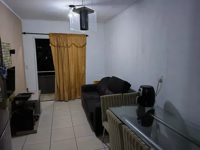 Apartamento 2 quartos e 1 banheiro, à venda, no bairro Kayser em Caxias do Sul