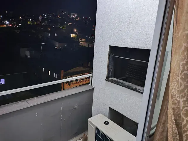 Apartamento 2 quartos e 1 banheiro, à venda, no bairro Kayser em Caxias do Sul