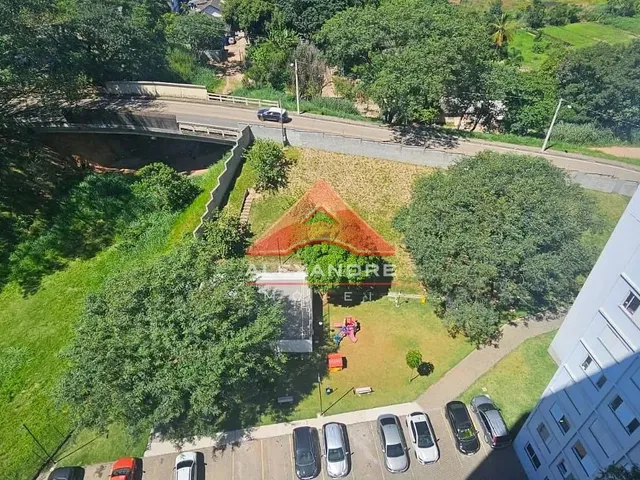 Apartamento com 10m² 2 quartos e 1 banheiro, para alugar, no bairro Centro em São José Dos Campos